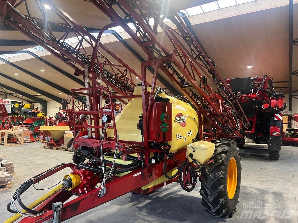 Hardi Commander 2800 Прикачни пръскачки

