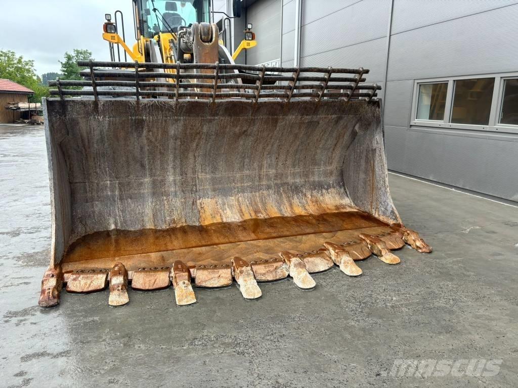 Volvo L 350 F Колесни товарачи