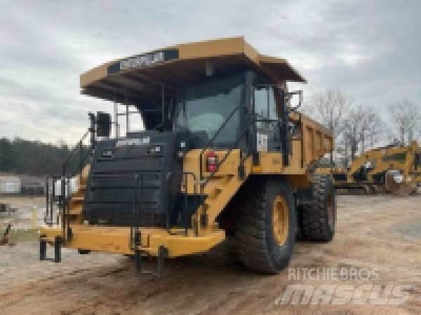 CAT 773 F Дъмпери/моторни превозни средства