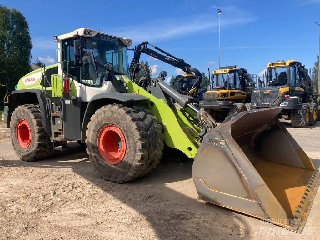 CLAAS Torion 1812 Колесни товарачи