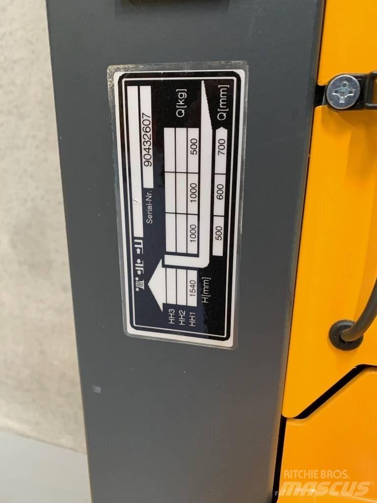 Jungheinrich EMC 110 Колички високоповдигачи с теглич