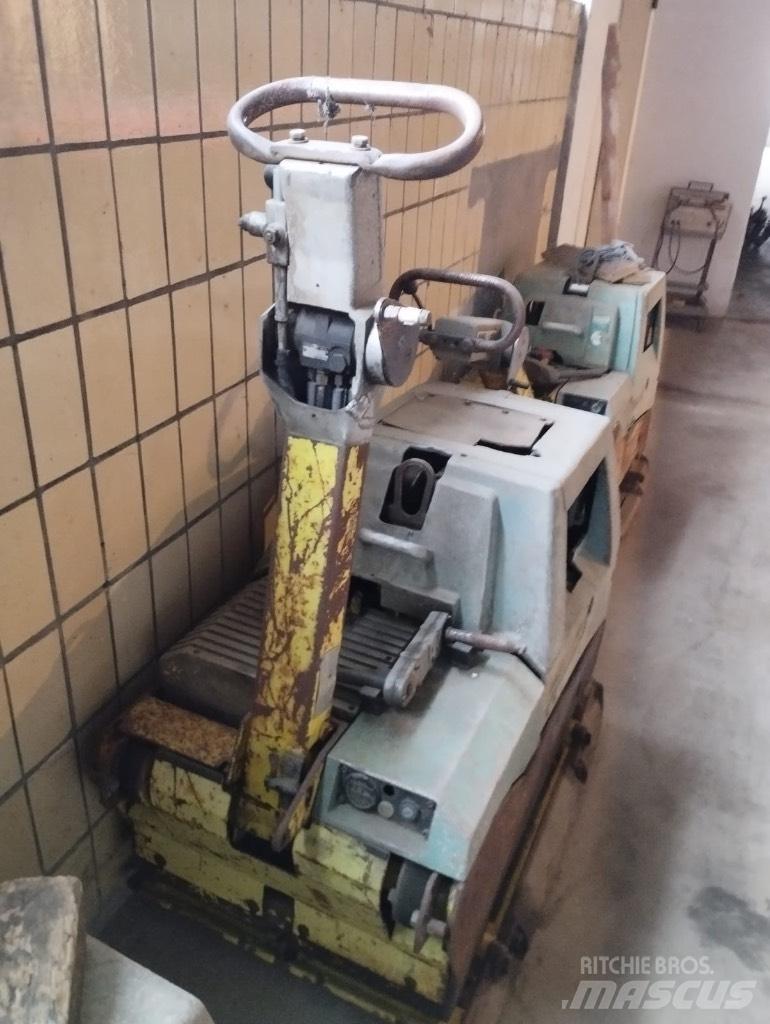 Ammann AVH 8020 Уплътнители за плочи
