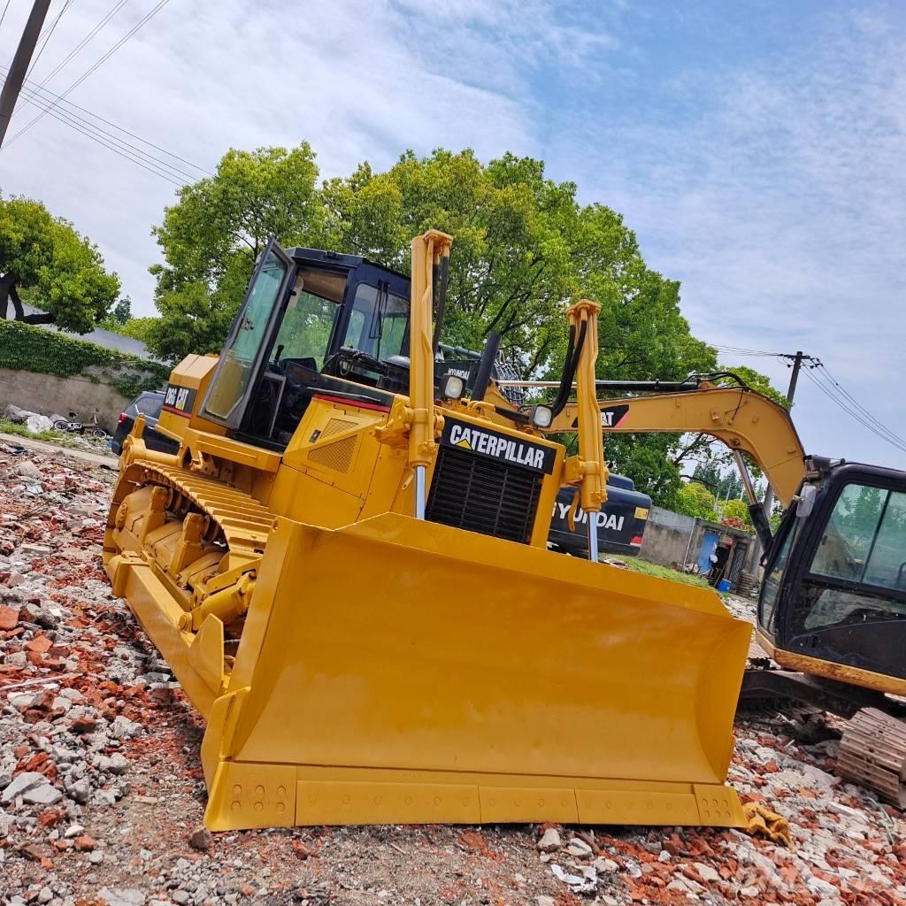 CAT D 7 R Верижни булдозери
