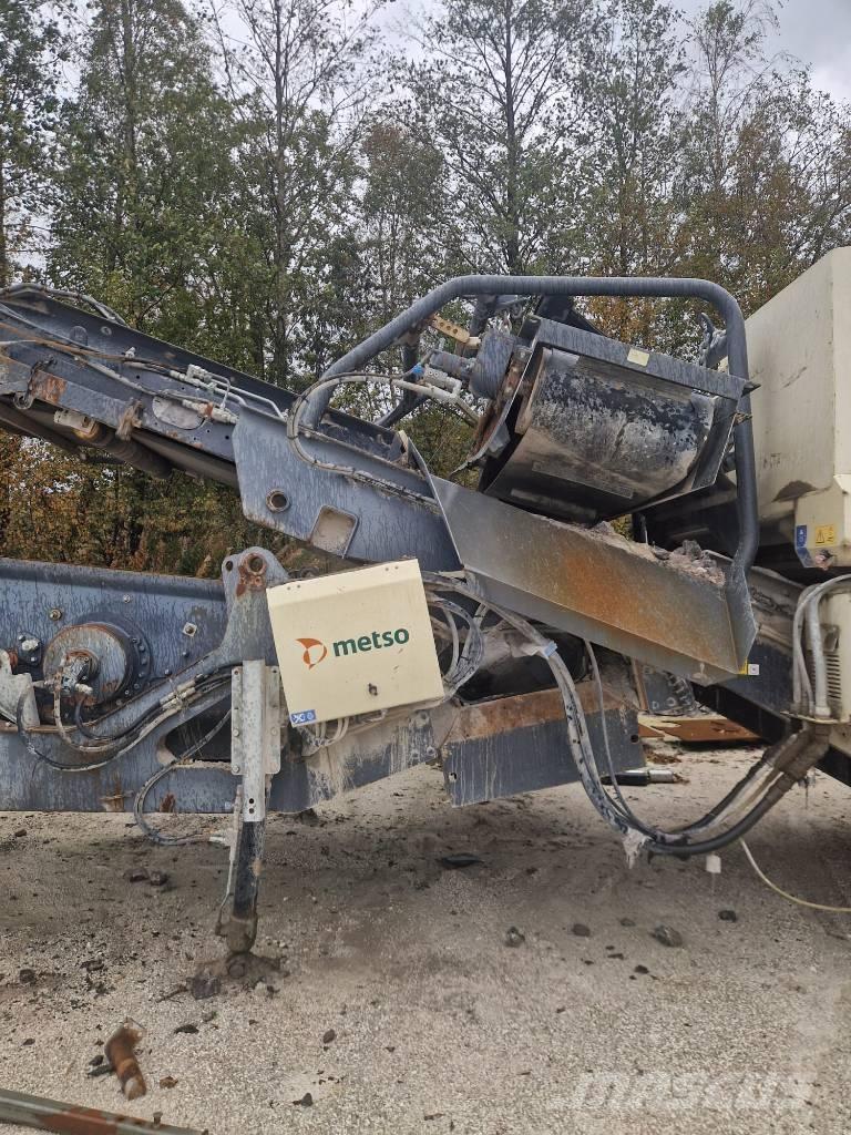 Metso 116S Мобилни трошачки
