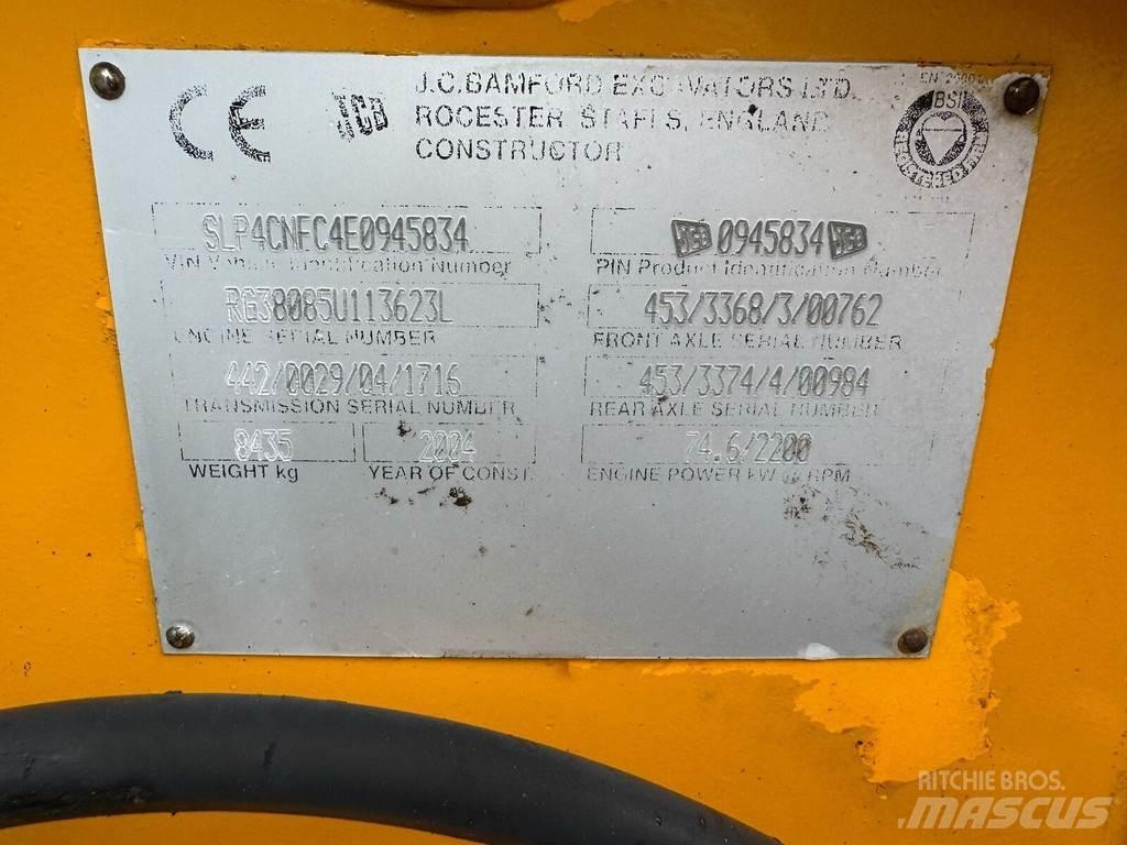 JCB 4CN Товарач със заден ексватор