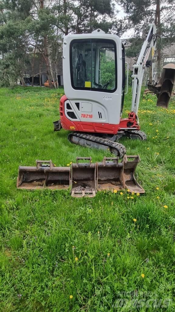 Takeuchi TB216 V4 Мини екскаватори < 7 т