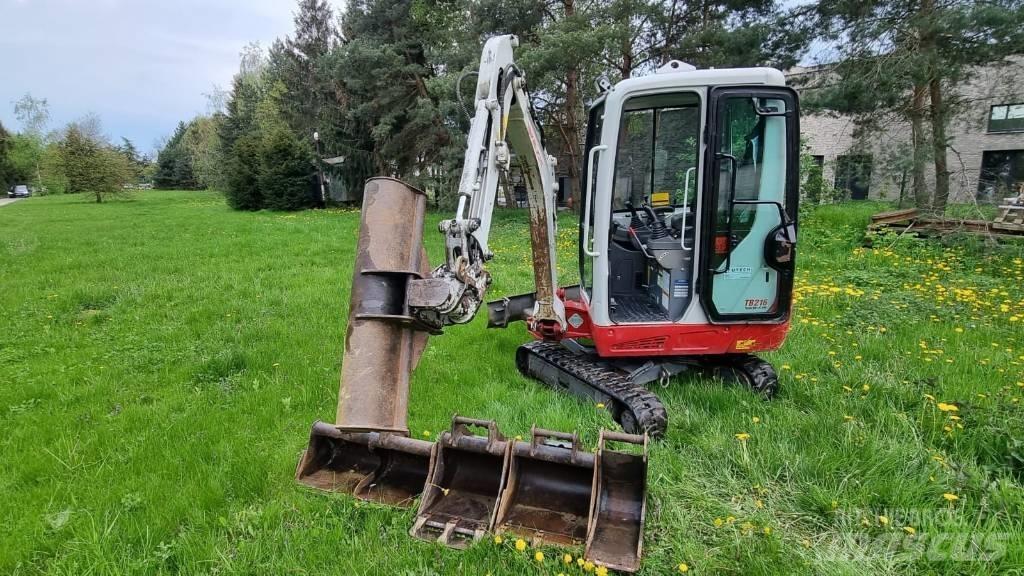 Takeuchi TB216 V4 Мини екскаватори < 7 т