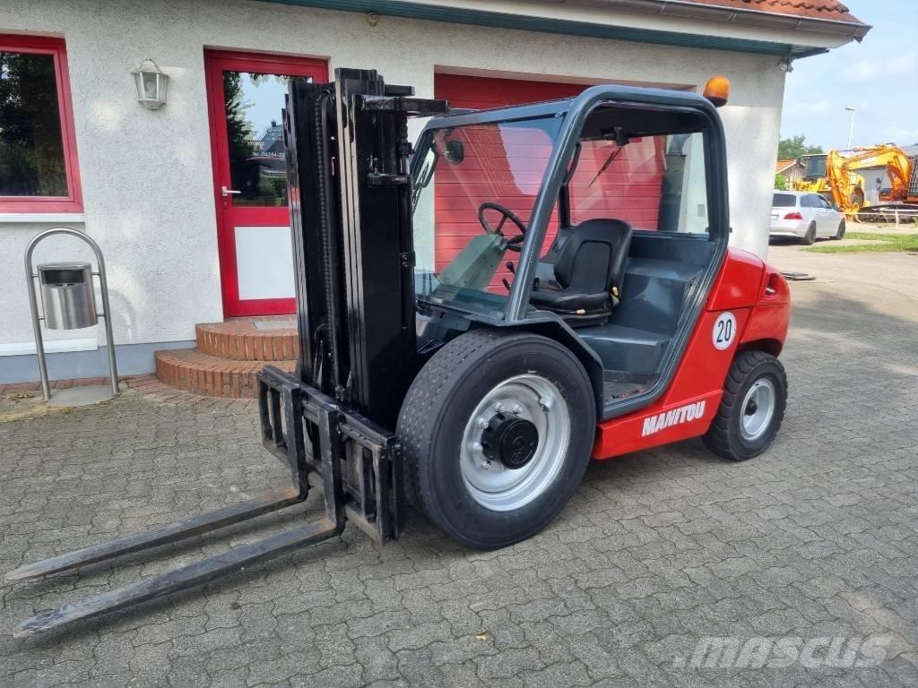 Manitou MSI 25 T Камиони за херавни местности