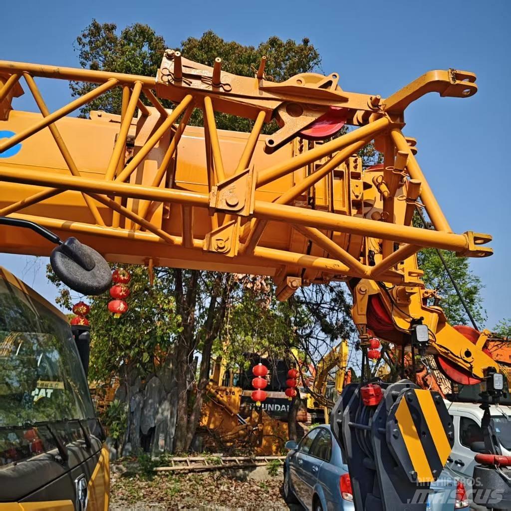 XCMG XCT 25 Всъдеходни кранове