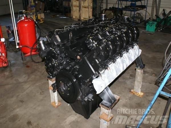 Mercedes-Benz OM404 Двигатели