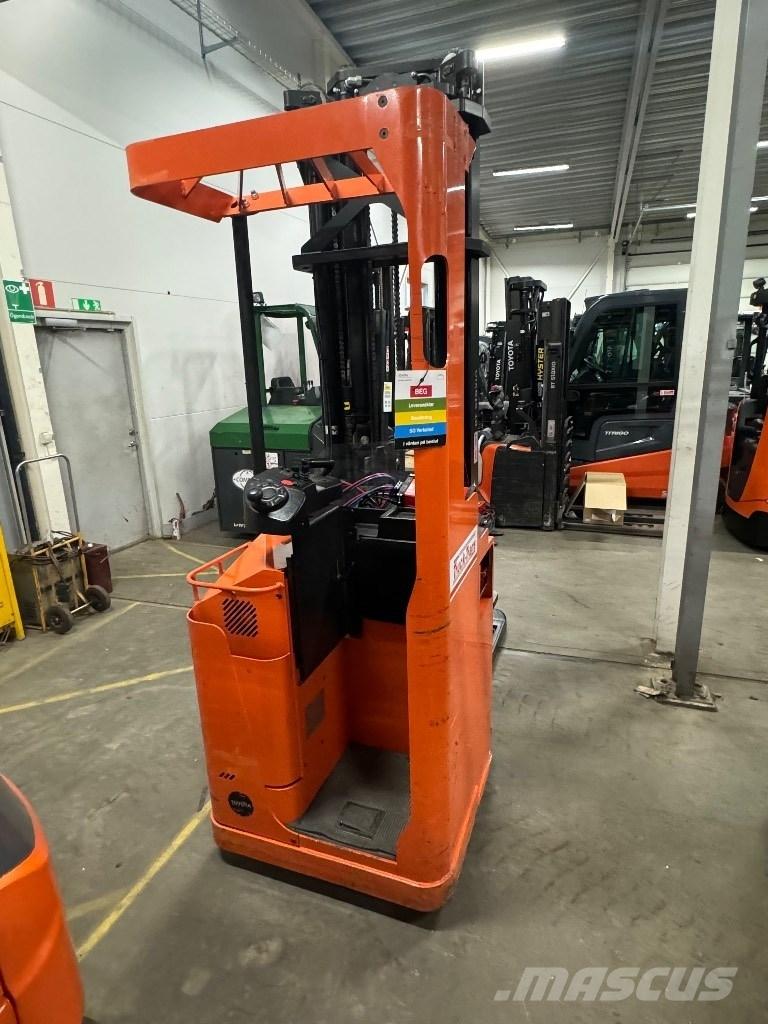 Toyota SSE160 Самоходни товарачи