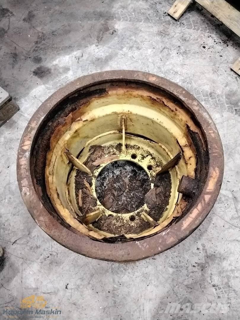 Ösa 250 20x26,5 Гуми