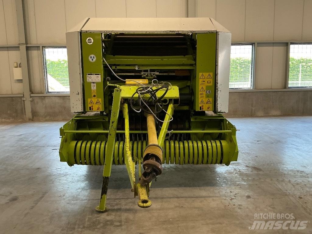 CLAAS Rollant 240 Сламопреси за кръгли бали
