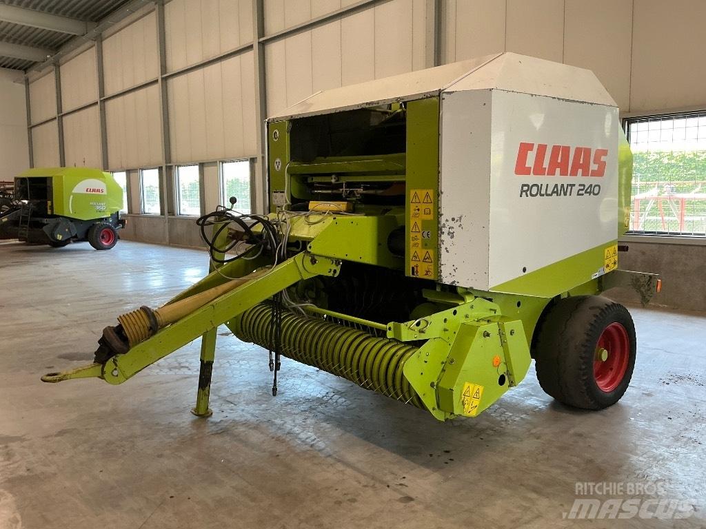 CLAAS Rollant 240 Сламопреси за кръгли бали
