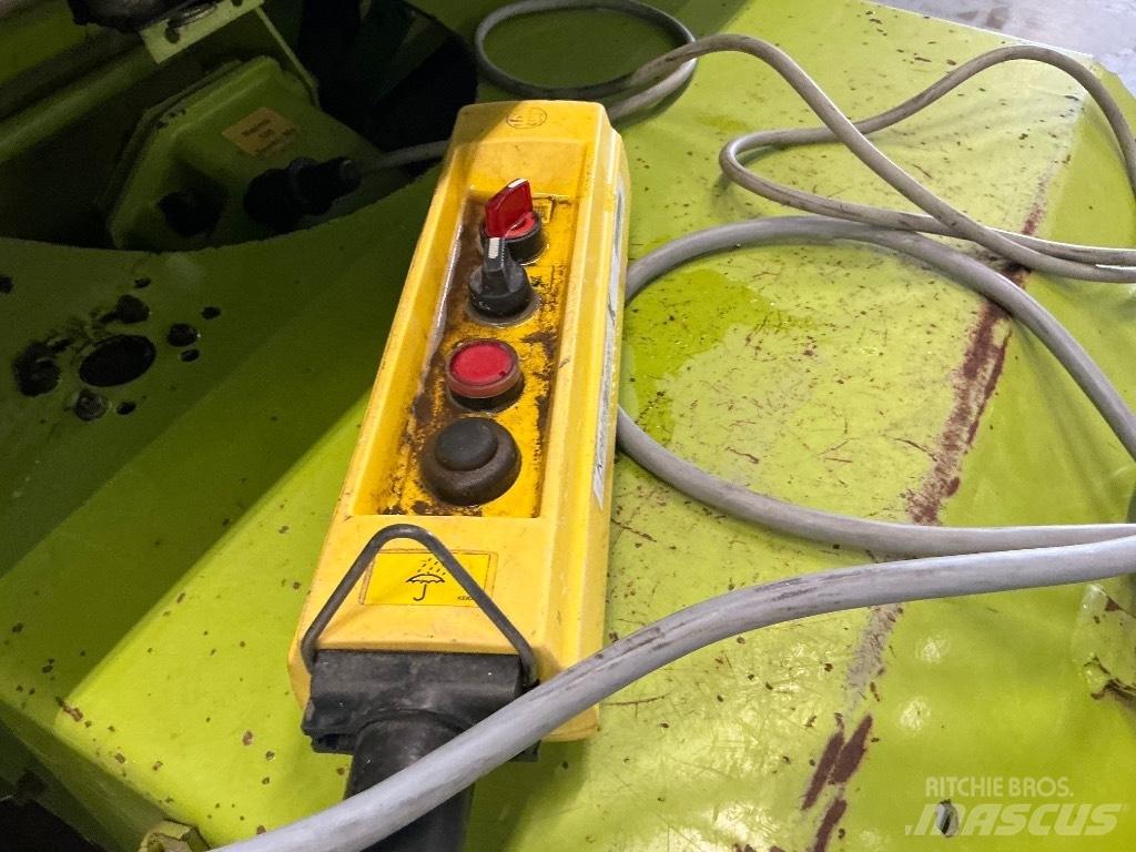 CLAAS Rollant 240 Сламопреси за кръгли бали
