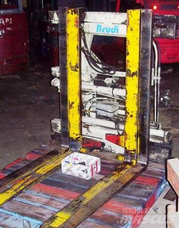  Twin pallet handler Ръчно водими