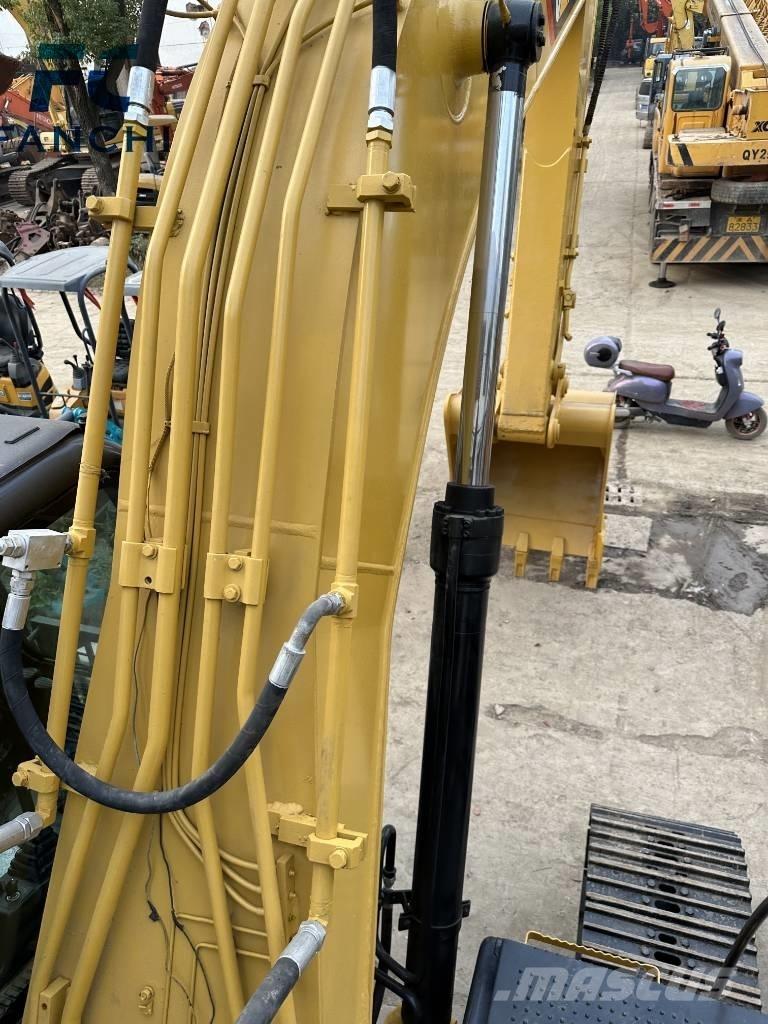 CAT 320 D Верижен екскаватор
