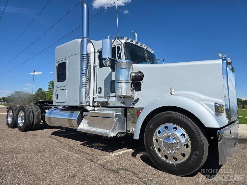 Kenworth W 900 Влекачи