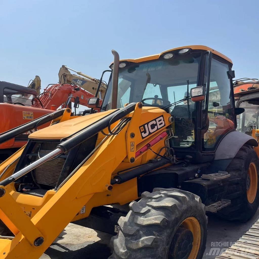 JCB 3 CX Товарач със заден ексватор