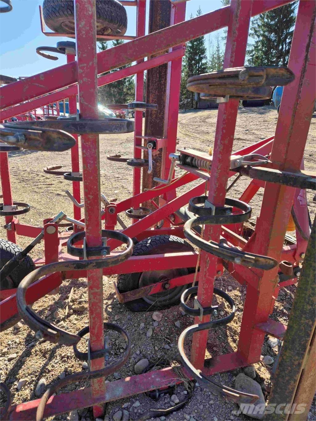 VM 450 S-piikkiäes Брани