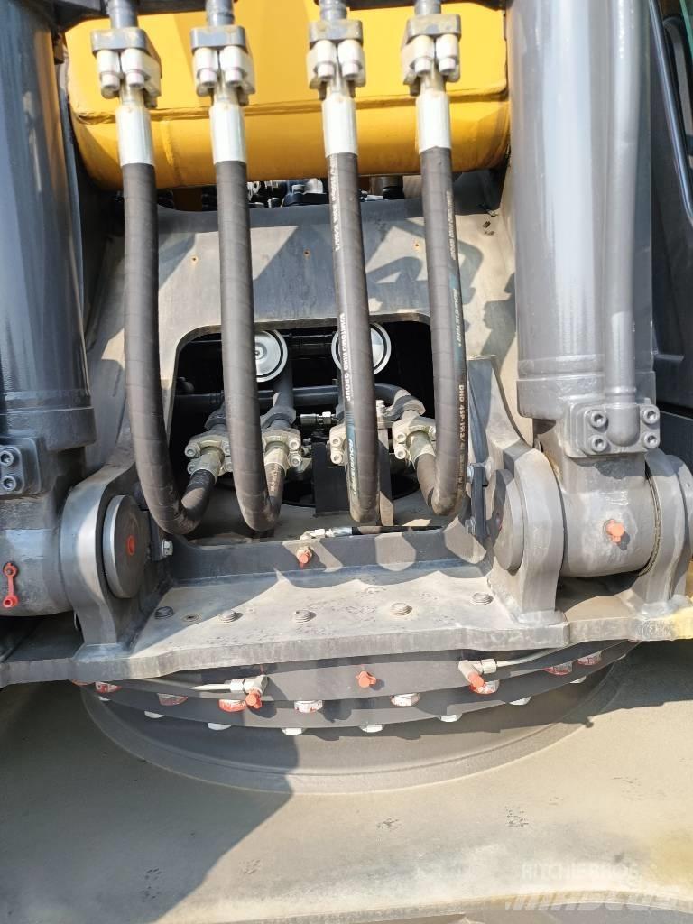 XCMG XE205GH Верижен екскаватор