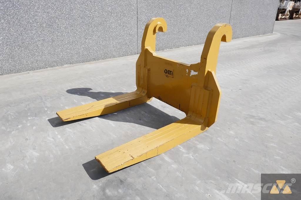 OM Forks Cat 980H Транспорт - Други