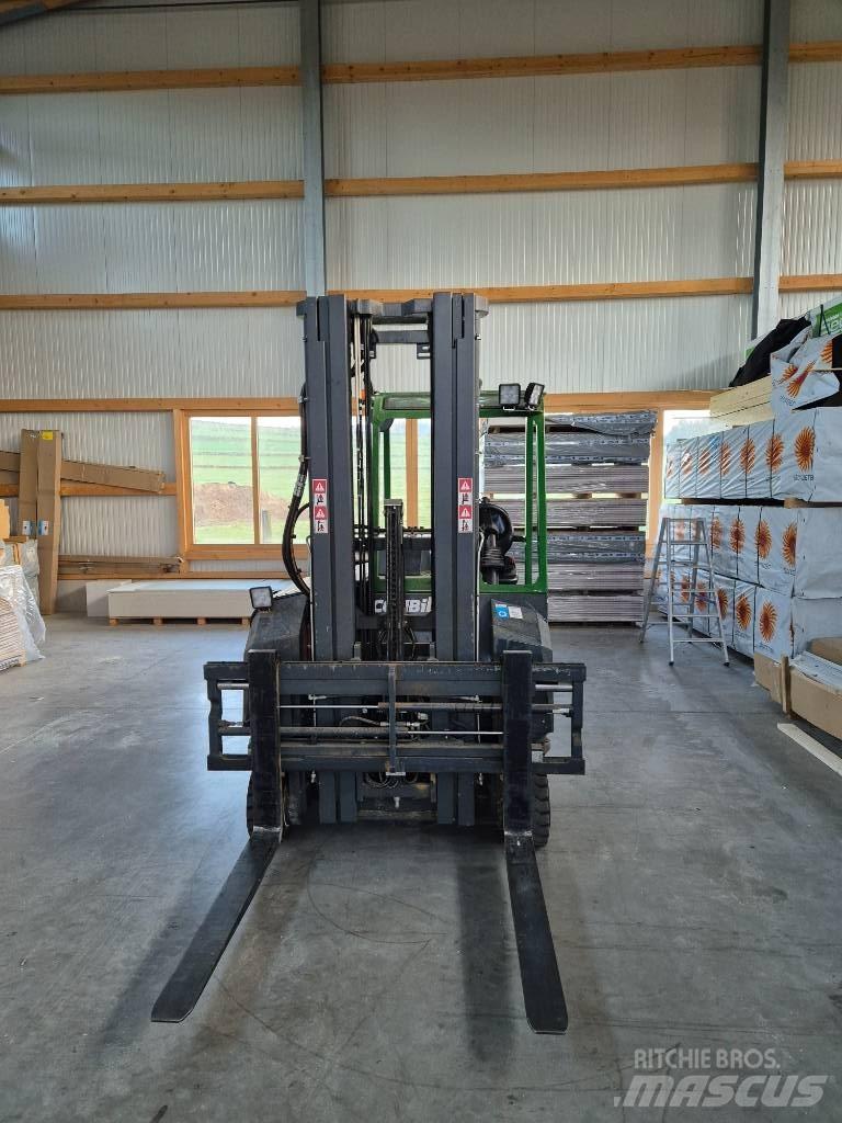 Combilift CBE 2500 Електрически вилични кари-повдигачи