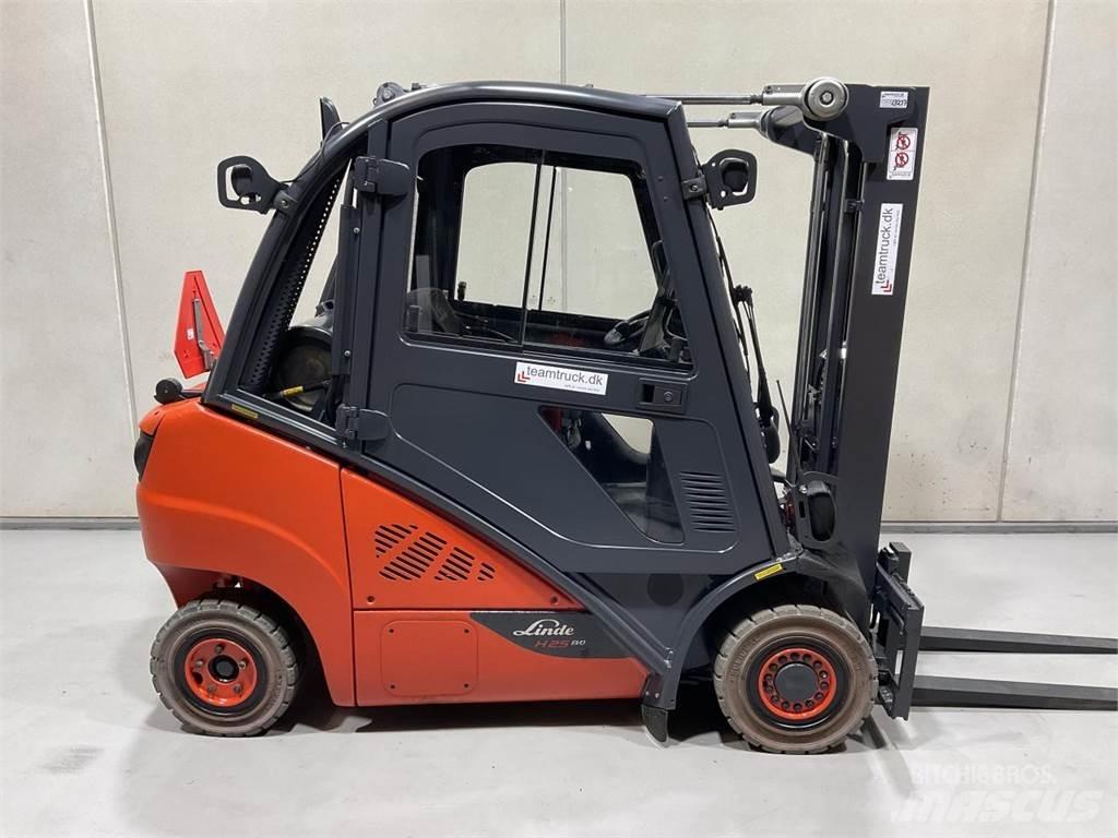 Linde H25T-02 Камиони с АГУ
