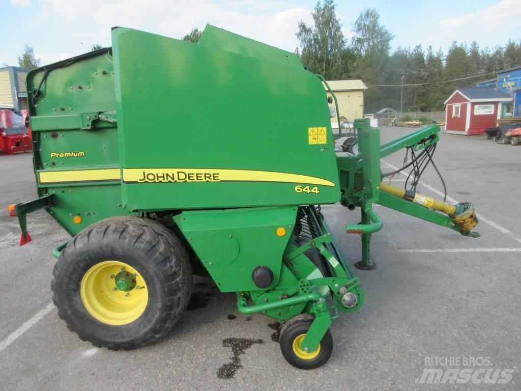 John Deere 644 Сламопреси за кръгли бали
