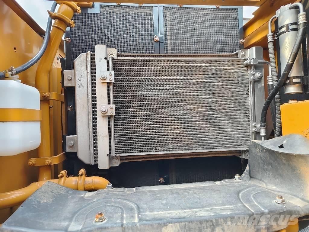Sany SY 215 C Верижен екскаватор