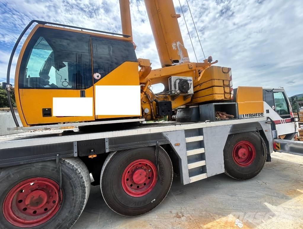 Liebherr LTM 1055 Всъдеходни кранове