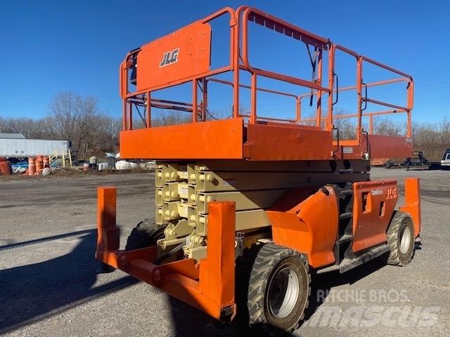 JLG 4394 RT Съчленени стрелови подемници