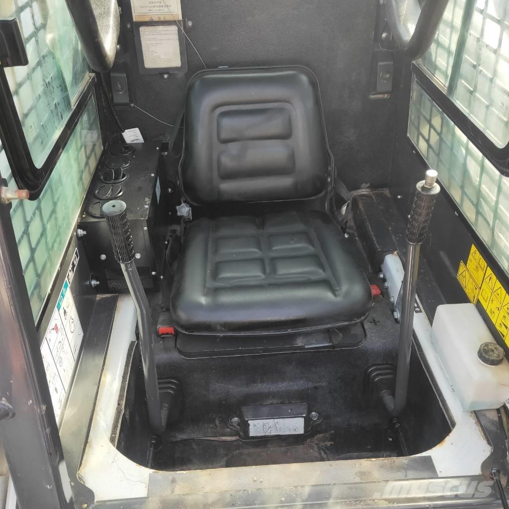 Bobcat S18 Мини товарачи
