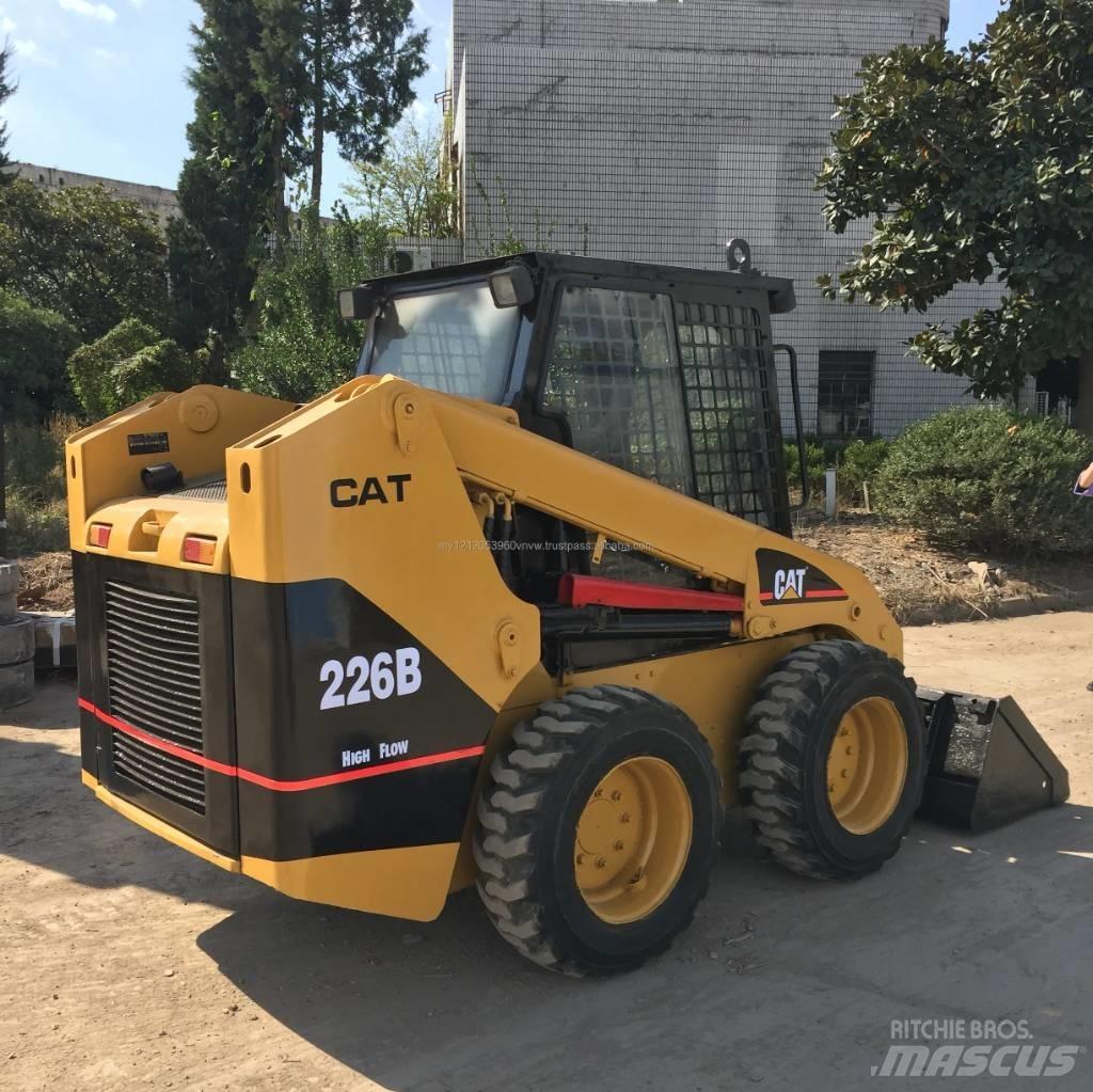 Cata-Dyne 226B Мини товарачи
