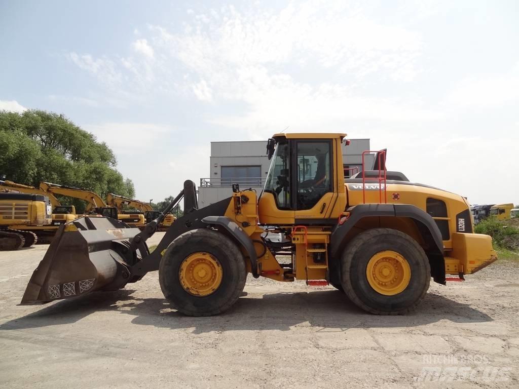 Volvo L 120 H Колесни товарачи