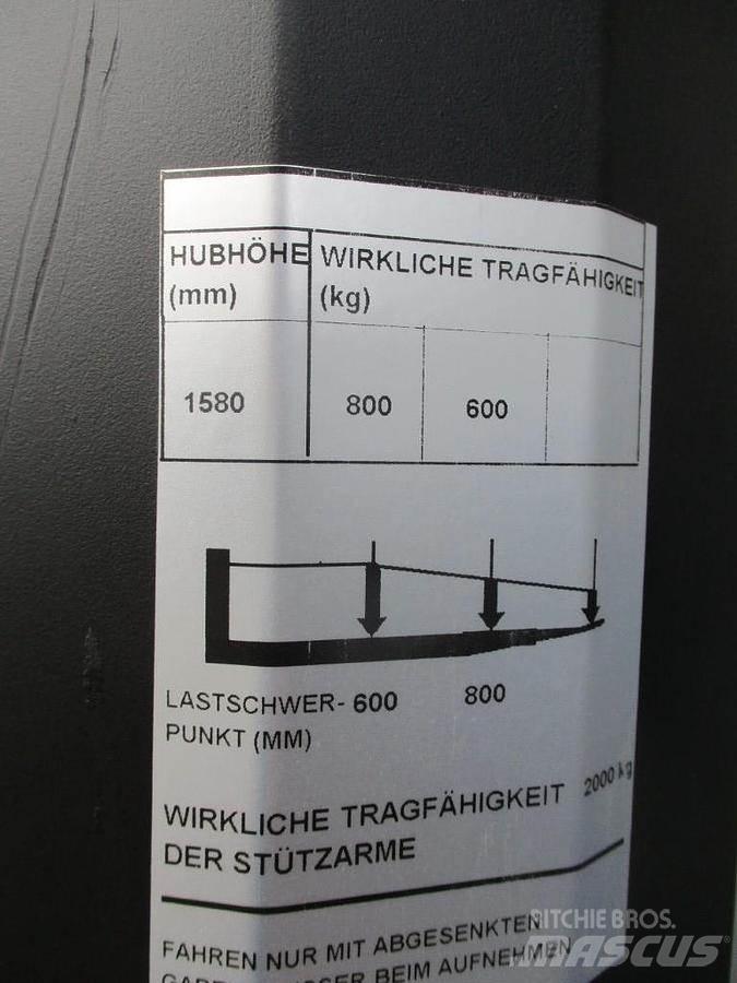 BT SWE 080L Колички високоповдигачи с теглич