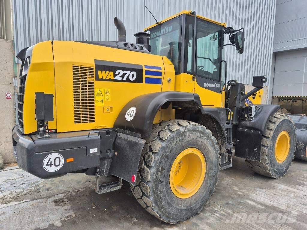 Komatsu WA 270-8 Колесни товарачи