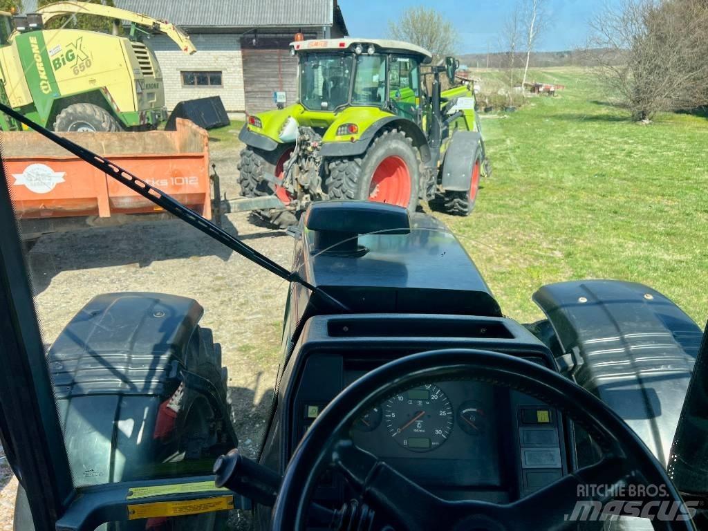 Valtra 8450 Трактори