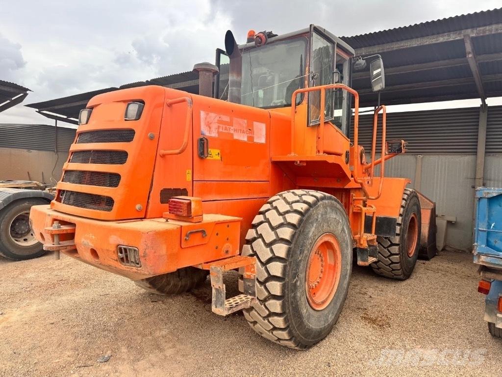 Hitachi W 170 Колесни товарачи
