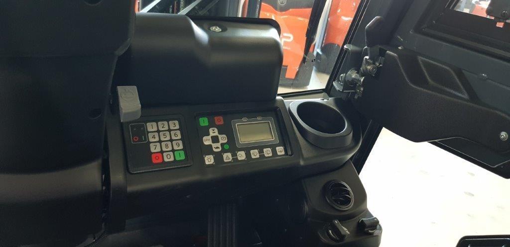 Toyota 8FBM20T Електрически вилични кари-повдигачи