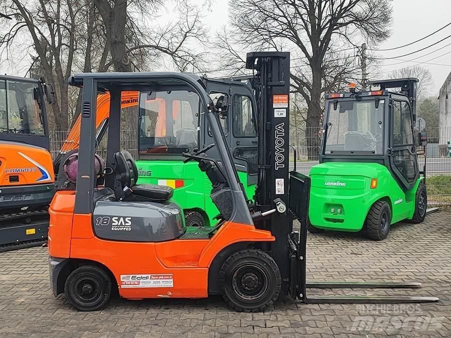 Toyota 42-7FGF18 Камиони с АГУ