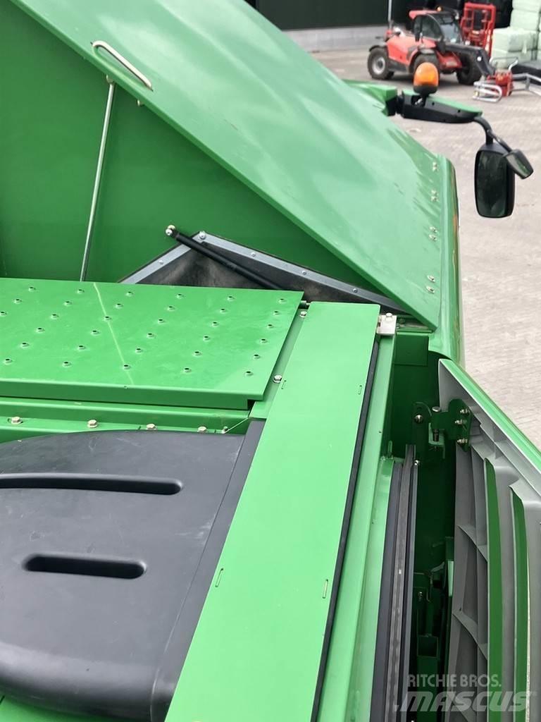 John Deere T550 Комбайни