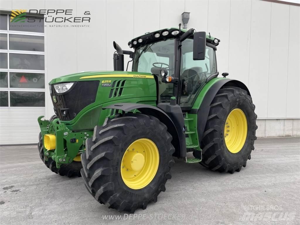 John Deere 6215R Трактори