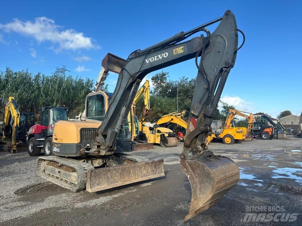 Volvo ECR 88 Средни екскаватори 7т - 12т