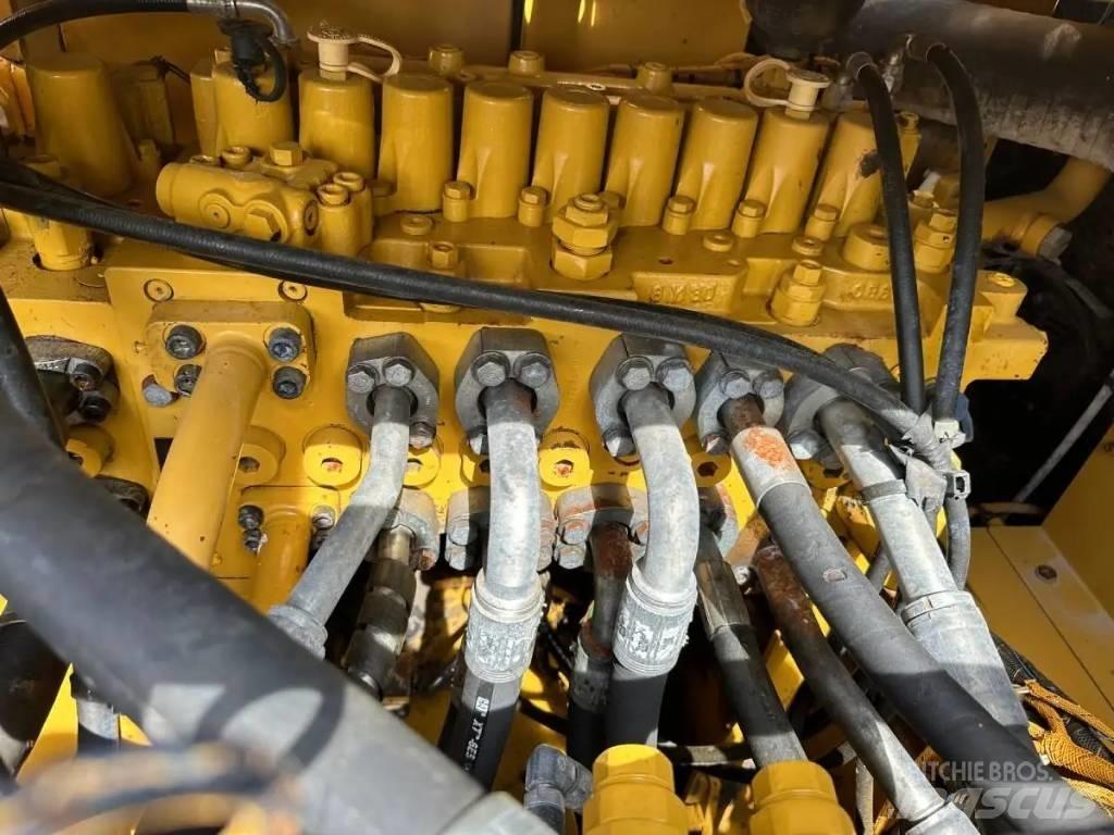 CAT 330GC Верижен екскаватор