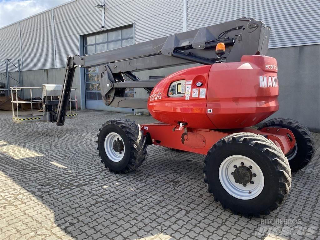 Manitou 200ATJ RC Съчленени стрелови подемници