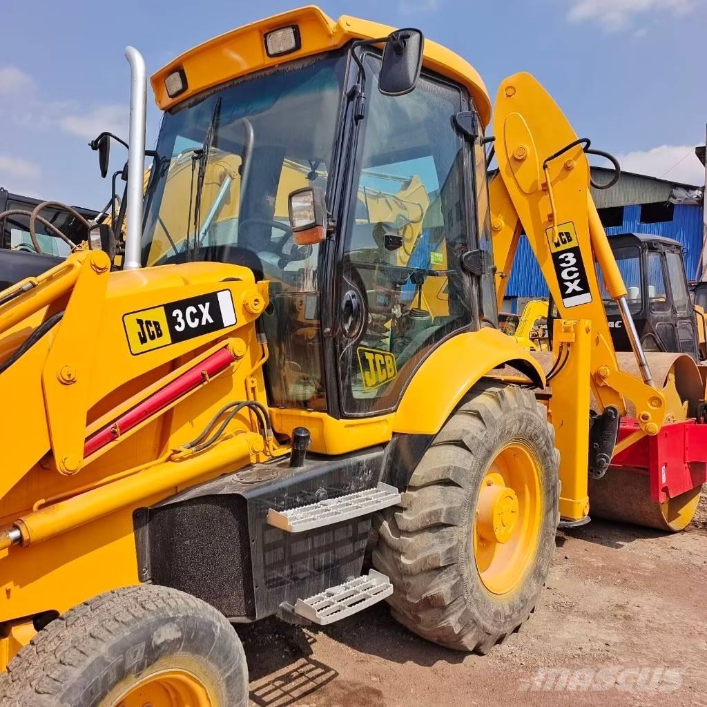 JCB 3 CX Товарач със заден ексватор
