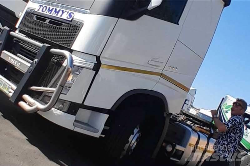 Volvo FH440 Други