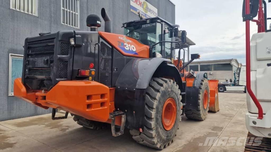 Hitachi ZW310-6 Колесни товарачи