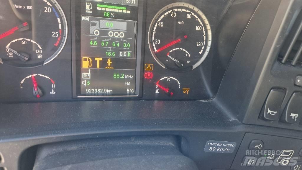 Scania R730 8x4*4 За превоз на дървени трупи